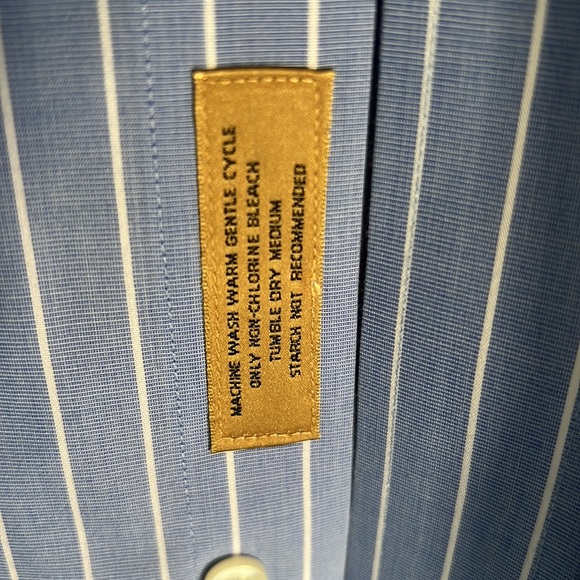 Roundtree and Yorke Gold label - Picture 4 of 4